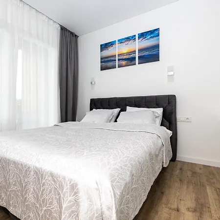 Cohost I Vaivorykste W I Balcony Palanga